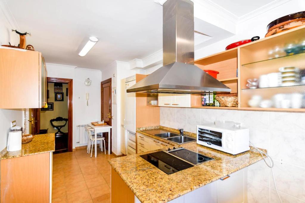 Vistas Increibles! A 3 Minutos De La Playa Con Wifi Apartment Santander Exterior photo